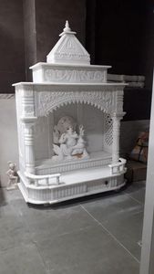 Templo de Mármol Mandir Tallado a Mano con Patrón Vertical, Diseño Indio, Altar Decorativo para el Hogar, Forma Irregular - Product Image 5