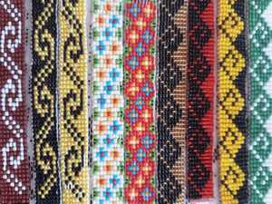 กำไลข้อมือลูกปัดทำมือ ลายหิน สีดำ/เหลือง/เงิน หลายสี งานฝีมือ NOUSHAD รุ่น NH-762 รับรองโดย IGI - Product Image 2