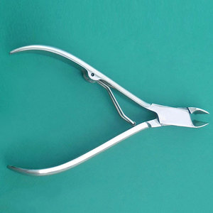 Pince à cuticules en acier au carbone trempé, neuve, en gros, avec ressort métallique, disponible en finition chromée et nickelée - Product Image 6