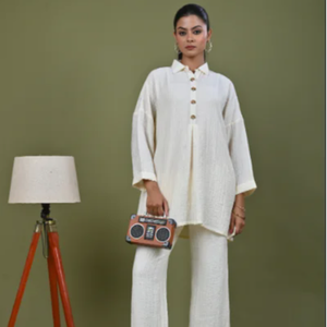 ชุดเซ็ตผ้าไหมไอวอรี่แบบย่นสไตล์คาฟตัน - Product Image 1