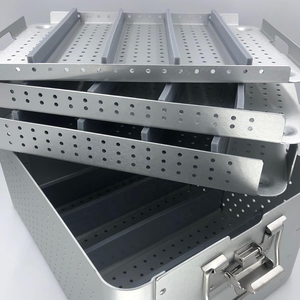 Bandeja de Esterilización Manual de Aleación de Aluminio de Alta Calidad con 3 Bandejas Interiores, Tamaños Personalizados para Herramientas Oftalmológicas y Ortopédicas - Product Image 6