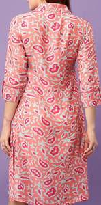 เดรสยาวปานกลางผ้าจอร์เจตต์พิมพ์ลายดอกไม้ คอวีทรงหลวม คุณภาพสูงสำหรับฤดูร้อน ตัดเย็บตามสั่ง ทรงเอวธรรมชาติ ซักได้ - Product Image 5