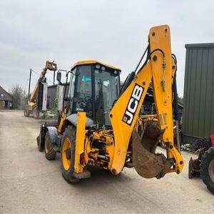 รถตักล้อยาง JCB 1CX มือสอง สำหรับงานวิศวกรรมก่อสร้าง ชั่วโมงการทำงานต่ำ ราคาถูก พร้อมรถขุดดินแบบล้อยาง ดีเซล - Product Image 3