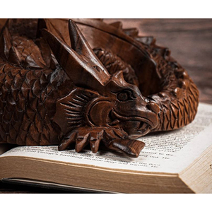 Figura de Dragón de Madera Hecha a Mano, Estatua de Dragón de Madera Sólida, Obra de Arte Decorativa por AYAANS CREATIONS - Product Image 2