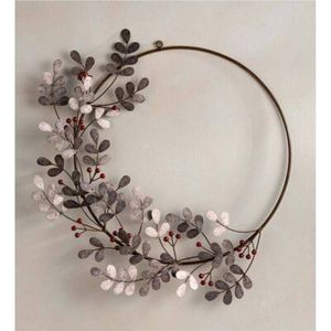 Wholesale Metal Wall <b>Wreath</b> Decorative Hanging Leaves Art Modern Rustic Floral <b>Ring</b> Sculpture for Living Room Christmas Garland - Product Image 1