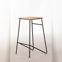 Tabouret haut en métal Vandana Amber Sense