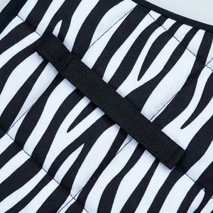 Tapis de selle d'équitation matelassé en tissu doux, absorbant la transpiration, antidérapant, durable et respirant - Product Image 4