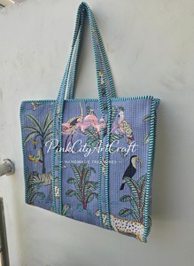 Bolso Tote de Algodón Acolchado Hecho a Mano con Cremallera, Estilo Bohemio Jaipuri, Estampado de Animales de la Selva, Tela Premium Resistente, para Llevar al Hombro - Product Image 5