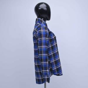 Camisa de franela a cuadros azul personalizada de calidad premium con logo impreso TTA, manga larga, con botones, informal, para mujer - Product Image 6