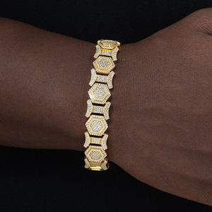 Bracelet à maillons hexagonaux en argent 925 plaqué or, minimaliste, unisexe, à porter au quotidien - Product Image 2