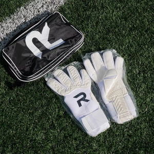 Gants de gardien de but professionnels, blancs, en latex, avec grip, respirants, protection des doigts, football, unisexe, entraînement en plein air, utilisation en match - Product Image 2