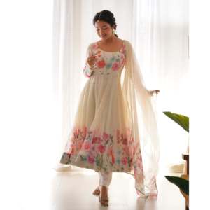 Ensemble de dupatta en organza doux Aayna Ivory, taille XS - Product Image 2