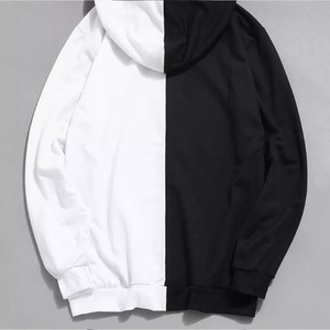 Sudadera con Capucha Personalizada con Logotipo, Negra y Blanca, Unisex, Corte Regular, Estilo Urbano, Forro Polar, 100% Algodón, con Bolsillo - Product Image 4