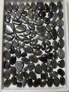 Cabochon de pierre de soleil noire naturelle de qualité supérieure, taillé à la main en magnésia, pierre précieuse brute pour la fabrication de bijoux de guérison - Product Image 3