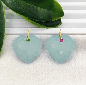 Colgante de Calcedonia Aqua de 20mm con Forma de Corazón - Proveedor de Joyería con Dijes de Corazón Chapados en Oro - Product Image 1