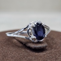 Bague de créateur classique en argent sterling 925 Excellente qualité Forme ovale Saphir bleu Pierre précieuse Unique Eternity Vermeil Fine Rings