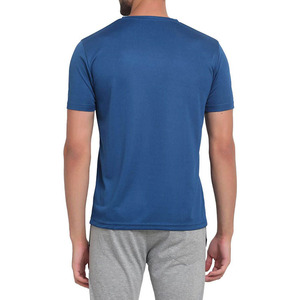 T-shirt de sport en polyester personnalisé de haute qualité, à séchage rapide, pour hommes, coupe classique, sublimation - Product Image 5