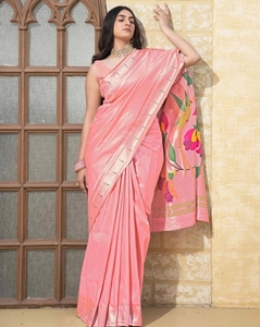 Sari réversible en soie mélangée Paithani tissée pour femme KV avec chemisier non cousu (rose) Automne - Product Image 6