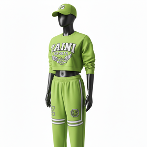 Conjunto de mujer de alta calidad: top corto de felpa de algodón y poliéster de 240 GSM y pantalón deportivo verde lima con logo de chenilla cosido. - Product Image 5