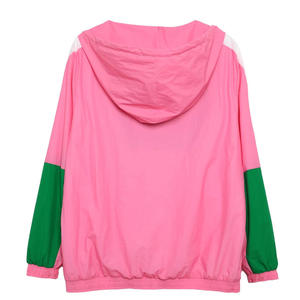 Veste coupe-vent à capuche rose et verte avec blocs de couleur, fermeture éclair quart, coupe ample sportive, unisexe, en polyester, pour le printemps - Product Image 2