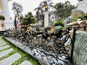 แผงเหล็กตกแต่งสวนสไตล์ยุโรปสุดหรู พร้อมลวดลายใบไม้เคลือบสีฝุ่น เป็นมิตรกับสิ่งแวดล้อม เหมาะสำหรับตกแต่งภูมิทัศน์ - Product Image 6