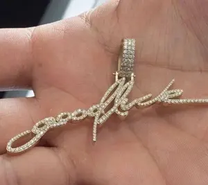 Colgante de plata S925 personalizado con la letra "Goodluck", colgante con nombre personalizado chapado en oro, colgante personalizado con moissanita auténtica, joyería para mujer - Product Image 4