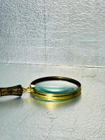 OLD WORLD TREASURE HANDICRAFTS Loupe en laiton durable faite à la main de 4 pouces, finition laiton, manche en bois, modèle MG-089, style moderne