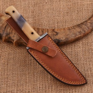 Cuchillo de caza de acero de Damasco con hoja de espiga completa y mango de hueso de camello, 9 pulgadas de largo - Product Image 5