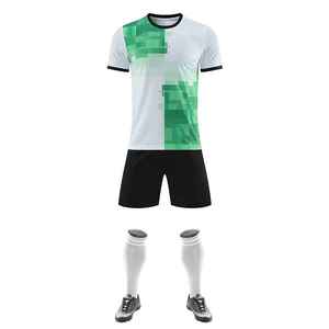 Ensemble de maillot de football d'été pour hommes à manches courtes, imprimé, sportif, 100% polyester satiné, respirant, séchage rapide, tenue d'entraînement sportif - Product Image 2