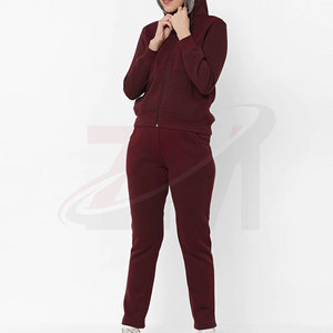 Chándal Deportivo Personalizado con Logotipo para Mujer, Diferentes Estilos, Material 100% Algodón, Transpirable, Diseño Profesional - Product Image 3