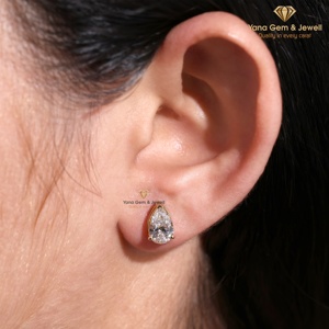 ต่างหูเพชรทรงลูกแพร์คลาสสิกสำหรับใส่ทุกวัน น้ำหนักรวม 2 กะรัต ทองคำแท้ 14K ได้รับการรับรองจาก IGI เพชร CVD ที่เพาะเลี้ยงในห้องปฏิบัติการ ความใส VVS2 สี D - Product Image 4