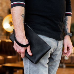 Elegante cartera de cuero de lujo con diseño compacto, hecha con cuero genuino de vaca, costuras duraderas y apariencia elegante. - Product Image 3