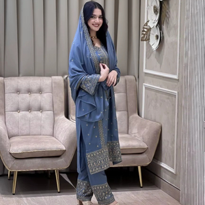 Salwar Kameez con Bordado Estilo Pakistaní Más Vendido, con Dupatta, Disponible para Pedidos al Por Mayor - Product Image 1