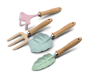Juego de Herramientas de Jardinería para Niños de 4/6/9 Piezas, con Mangos de Madera, Componentes Metálicos, Regadera, Bolsa de Transporte y Sombrero - Personalizable OEM - Product Image 3