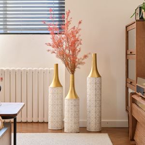 Set di decorazioni per la casa 3 vasi in metallo smaltato bianco 24in/28.7in/33.5in altezza elegante arredamento del pavimento - Product Image 1