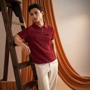 Chemise de golf pour homme en coton à motif géométrique foncé, manches courtes, décontractée, respirante, tissée, avec logo personnalisé sur le devant - Product Image 1