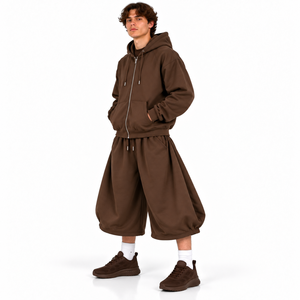Conjunto de Invierno para Hombre de Alta Calidad, Sudadera con Cierre y Pantalones Cortos Anchos Estilo Bermuda, Conjunto Deportivo de Invierno Oversize en Color Sólido - Product Image 5