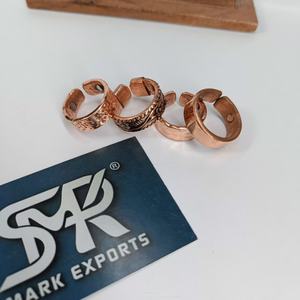 Bague de thérapie magnétique en cuivre à motif texturé, faite à la main, large, bijou artisanal de déclaration, moderne, antique, traditionnel - Product Image 6