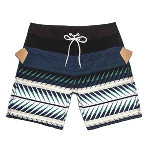 Tela de poliéster de secado rápido de alta calidad con textura de malla transpirable y uso cómodo para pantalones cortos de running para hombre - Product Image 6