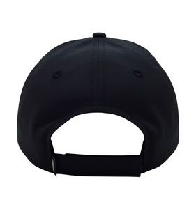 Gorra de béisbol negra con costuras blancas y logotipo personalizado en el panel derecho, ajuste regulable, unisex, uso casual, hecha en Indonesia. - Product Image 4