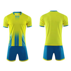 Uniformes de Fútbol Personalizados, Conjuntos de Camiseta y Pantalones Cortos, Ropa Deportiva de Secado Rápido y Transpirable con Impresión por Sublimación - Product Image 2