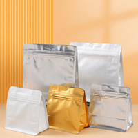 Sachet de viande séchée gourmet, scellé sur huit côtés, avec fond plat et fermeture éclair refermable à languette de traction