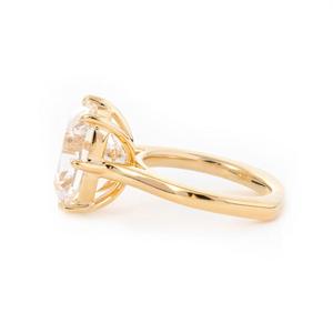 Bague en or 14 carats avec diamant solitaire de laboratoire taille coussin, 9 carats, style ancien, sertie à 8 griffes, pièce de collection vintage rare - Product Image 2