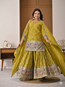 Superbe ensemble Salwar trois pièces pour femme en soie Chinon, orné de paillettes, avec Kameez brodé et pantalon évasé - Product Image 5