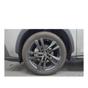 Lexus NX Premium 2024 con Cámara Trasera, Asientos de Cuero, Volante a la Izquierda - 26,128 km - Product Image 5