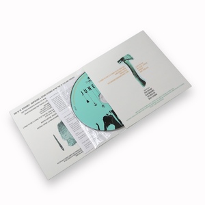 Caja de Cartón para CD con Impresión/Embalaje Personalizado y 2 Folletos - Product Image 1
