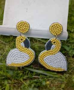 Pendientes Bohemios Hechos a Mano con Flamencos Bordados y Cuentas, Diseño Animal, Joyería Colgante de Destaque, Rosa Blanco, Cuentas de Semilla, Flor, Regalo - Product Image 6