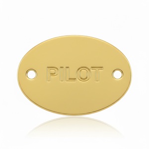 อุปกรณ์ตกแต่งเสื้อแจ็คเก็ต ป้ายโลหะเคลือบทองแบบนูน 3 มิติ โลโก้สั่งทำได้ ป้ายเสื้อผ้าโลหะแบบซักได้ พร้อมพิมพ์ดิจิทัล - Product Image 2