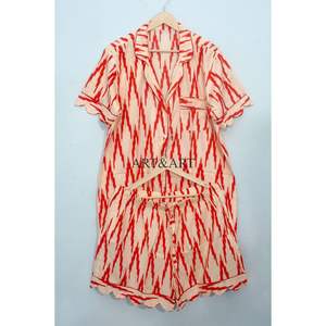 Hermoso y Elegante Conjunto de Pijama de Algodón Hecho a Mano en India, Estampado con Bloques, Estilo Vintage, Ropa de Dormir Corta para Mujer, para Otoño - Product Image 5