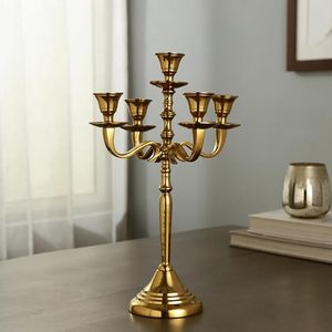 Candelabro de Aluminio Dorado de Cinco Brazos, Hecho a Mano, Resistente al Calor, Ecológico, para Decoración del Hogar, Bodas y Cumpleaños - Product Image 3